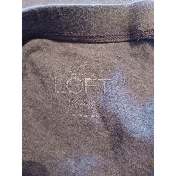 Ann Taylor Loft lot of 2 pair leggings. Sz. M. Ankle length and Capri length. - Picture 6 of 8